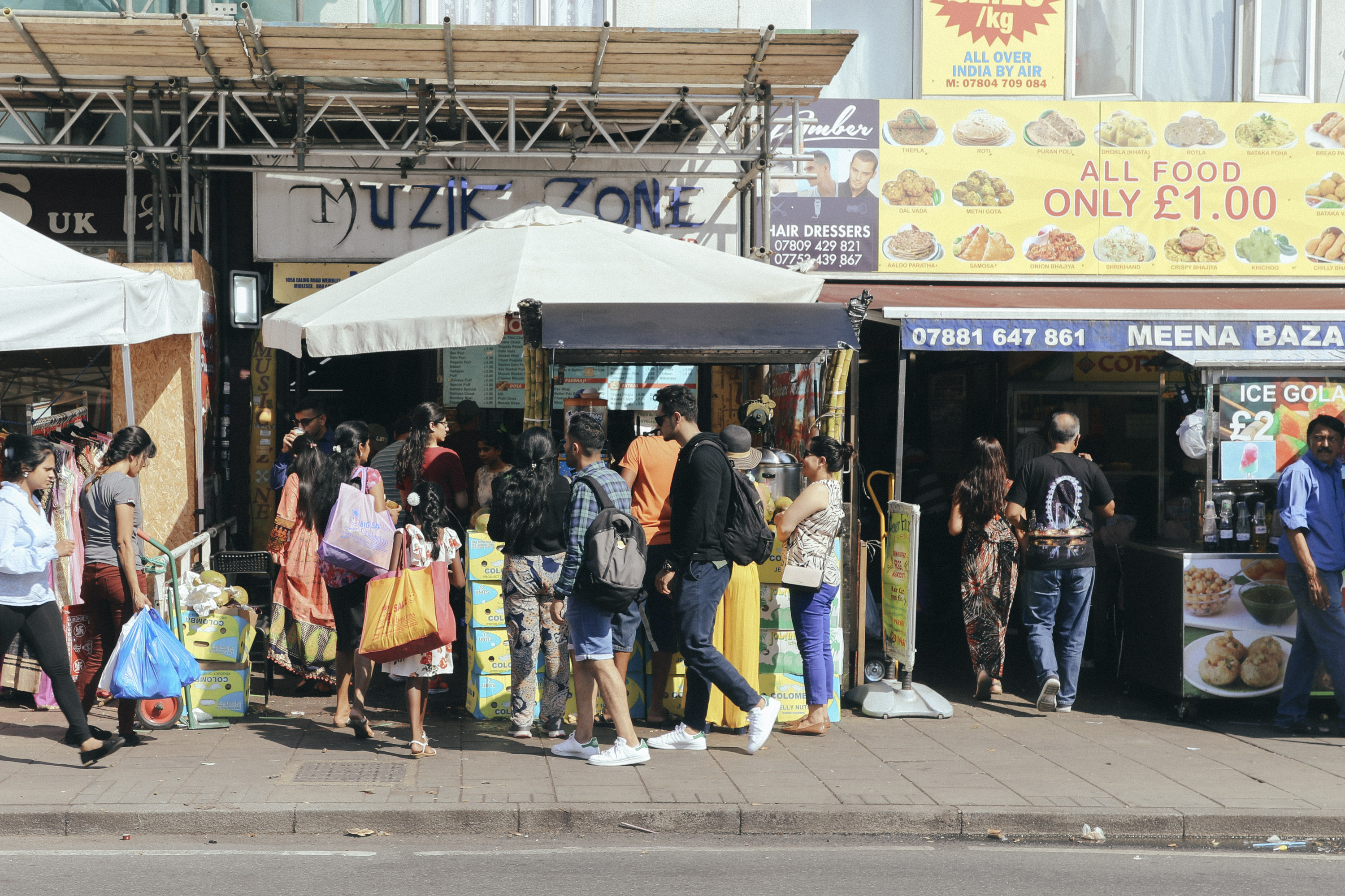 Ealingroad_London_04