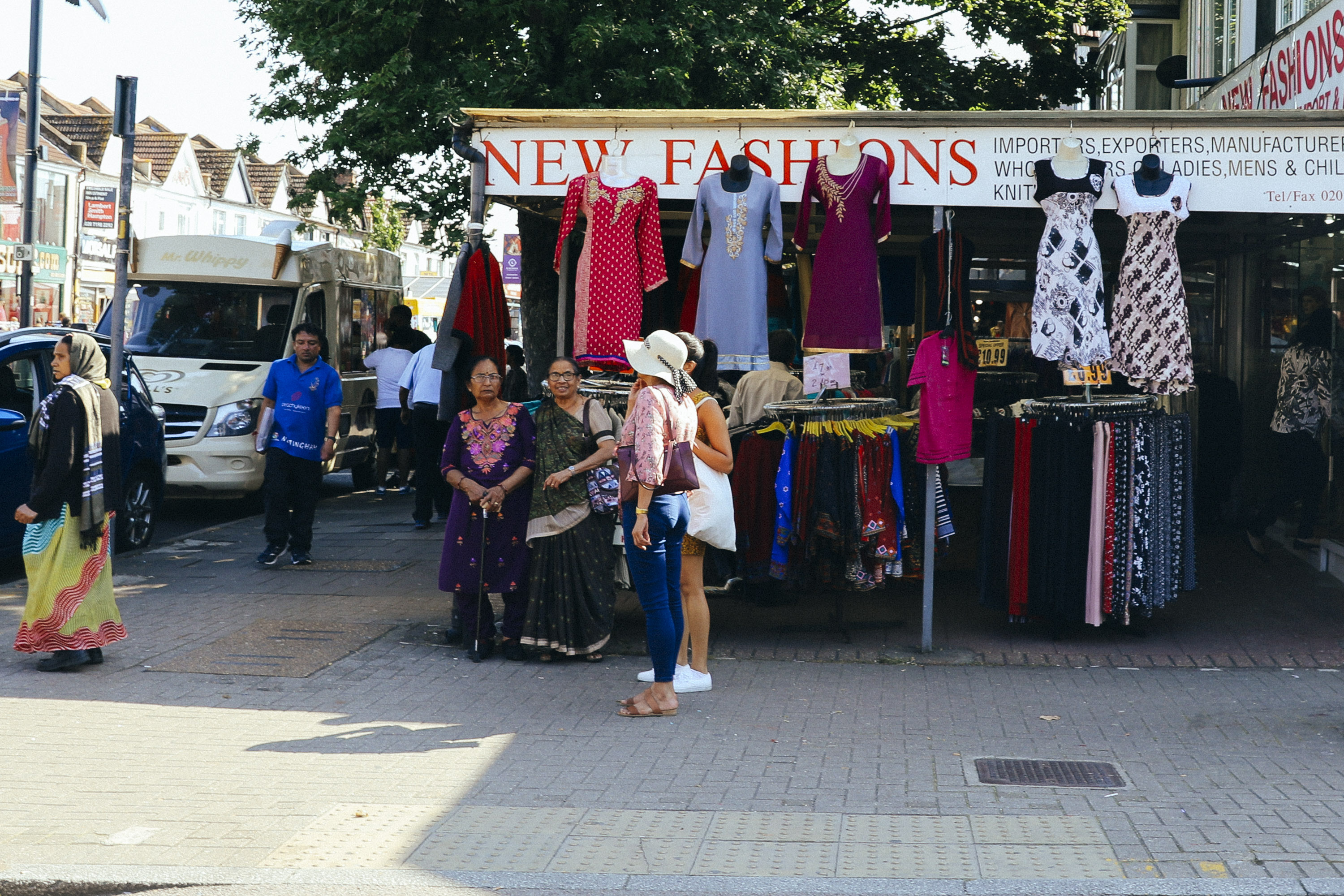 Ealingroad_London_05